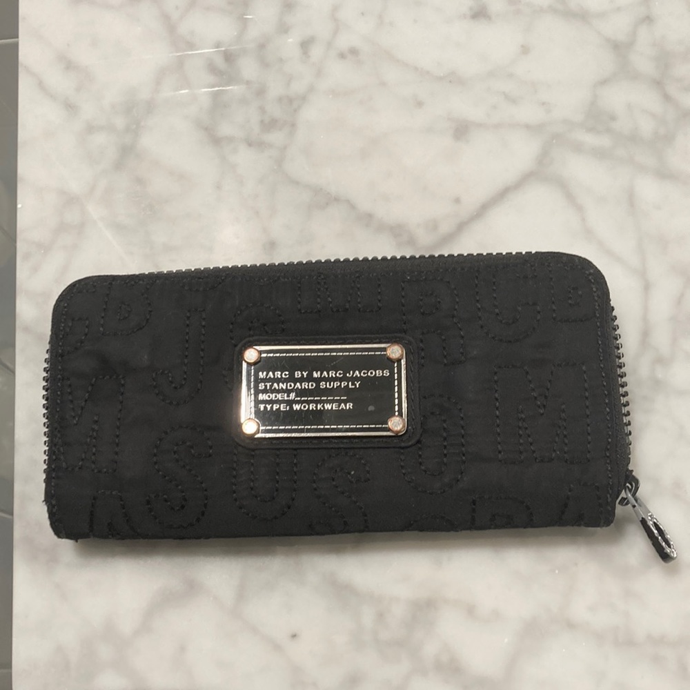 Black Marc Jacobs full zip wallet. Nylon